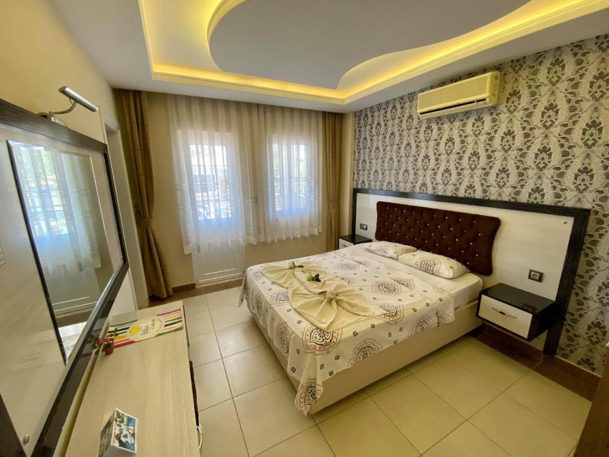 Yalcin Hotel & Villas Олудениз Екстериор снимка
